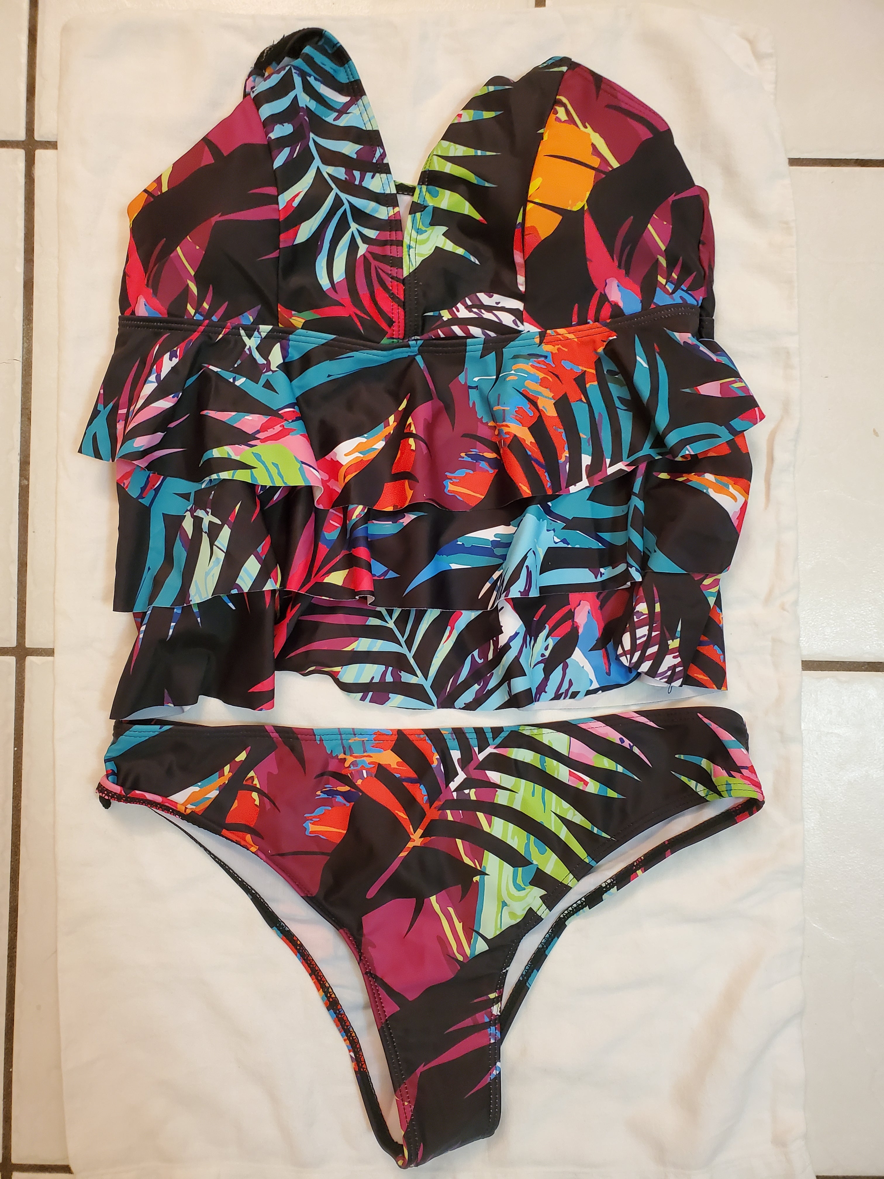 2 - Piece Tiered Layered Tropical Women's Bikini Swimsuit - Large